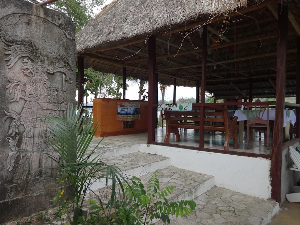 Hotel Santa Barbara Tikal Flores Εξωτερικό φωτογραφία